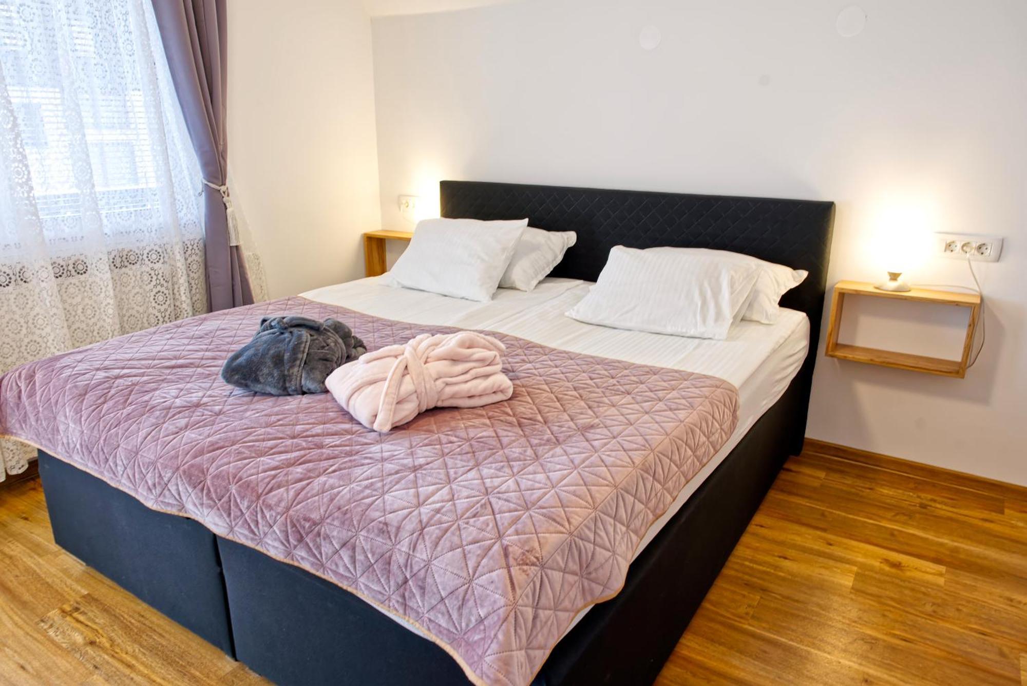 Apartment Petek Μπλεντ Εξωτερικό φωτογραφία